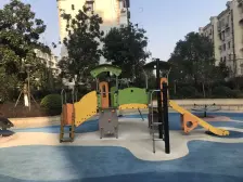 靠公园视野开阔景观好,出行便利,高区采光好,实房保养如新!