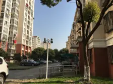 中间楼层;南北通透,采光无遮挡,交通便利,生活设施齐全