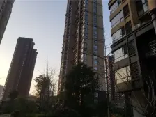 全新装修的精装三房两厅直接拎包入住南北通透