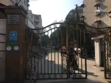 黄陵小区房东诚心出售南北通两房一厅,周边应有尽有