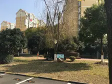 业主诚意,小区中间位置,挑不出毛病,欢迎看房