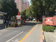 位置好,不靠高价,价格可谈,南北户型