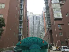 二七万达旁 富华花苑 全明一室出门到万达 百米到地铁