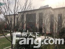 金山铭著上叠毛坯房,四室两厅两卫户型方正。