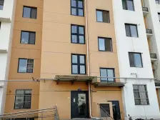 万达旁小高层 公摊低 带地下室 楼下教育方便