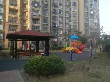 大开间,厨卫朝北,品质小区,繁华地段