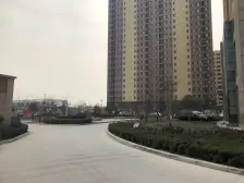 新出!两个窗户!采光事业没影响 有暖气 看房方便