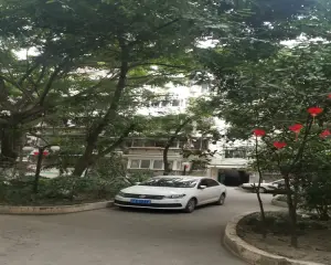 金鹏街176号院 2室1厅 东北