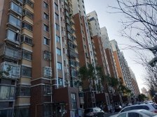 电梯复试带大露台 产权车位 户型南北通 业主诚意出售