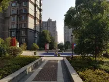 恒盛新上好房,南北户型,中间楼层,出门地铁恒贤崇实