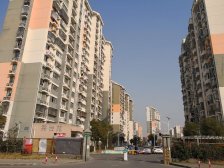 秀怡苑,电梯中层两房,南北通户型,11号地铁近200米