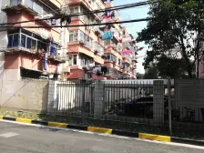 小区紧邻华之门媲美徐家汇的大型商业,15号地铁口,单价低!