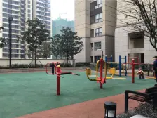 融景城尚峰 1室1厅 东南