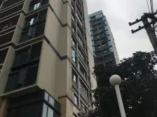 秦时明月汉时关,万里长征人未还。鲁班一号复式三房