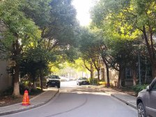 中环边,南北通 大三房 地铁300米,诚心出售。