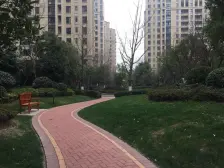 带50平空中大露台 地铁口精装地暖3房