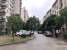 精装修,近地铁,大三房,电梯房,南北通