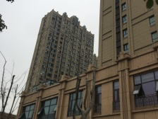 近地铁+精装修边套三房+40万婚房装修直接拎包入住