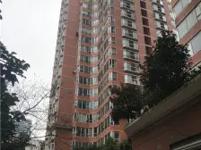 小龙坎 嘉福苑五房225万