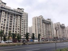 大面积+户型方正+电梯两房+南北通透采光好