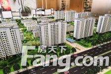 睿湖印象 四室两厅两卫 有储藏室