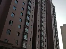 小区中心位置,不靠近马路,配套完善,房型正气