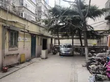 房子南北通透户型,小区环境好.交通便利