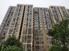 地铁口精装南北通2室,位置好。看房有钥匙