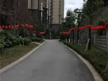 :渝北龙头寺公园 轻轨10号线 次新小区