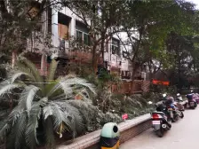 西路 正扬大厦三房127万