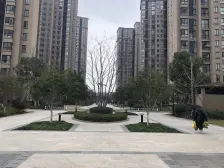 业主因置换市区现诚意出售 18号线600米中.央空调加地暖交