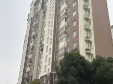 2013年高层电梯房,近地铁,成熟商圈