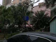 地铁口精装三房 视野采光好配套齐全 满五业主诚心出售