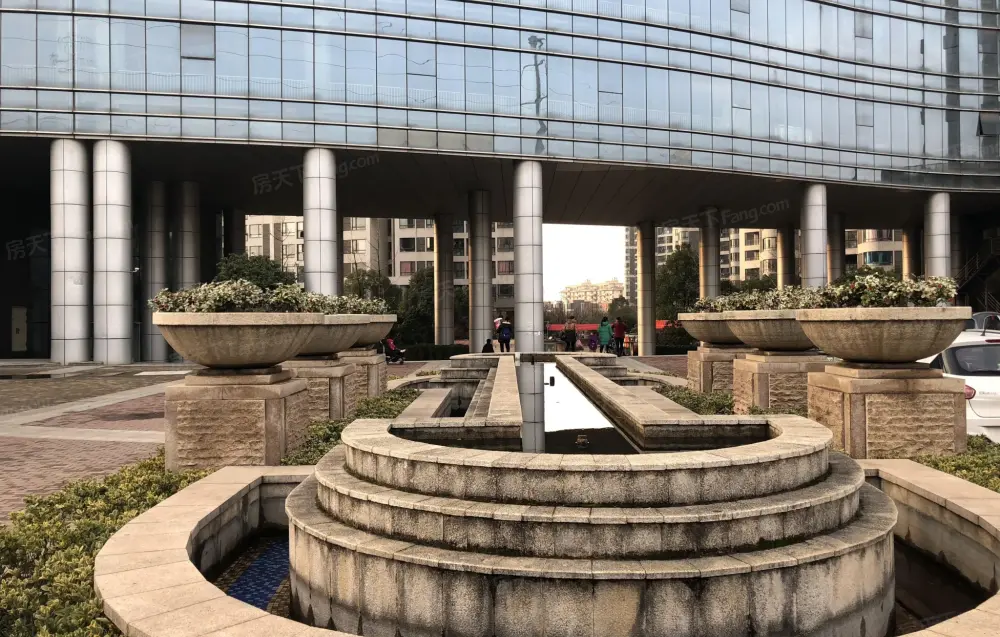 怡景江南精装捡漏湖景2房 102万首付19万 业主急售 下调10万