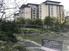 花园洋房 刚需正规房 隆鑫花漾汇 环境优美 方正富士康