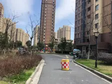 楼层好,视野佳,双南户型,改动灵活,价格美丽