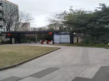 天街小户,低总价出售。配套齐全,坡区宜居地段