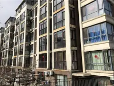 位置好 间距宽 采光视野嗷嗷好 户型好 带2个阳台