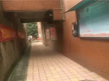 户型方正 出行方便 近轻轨 2室1厅 拎包入住 生活便利