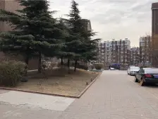 2008年的次新房,半封闭小区,环境绿化很好很适合改善