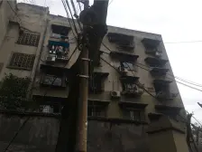 双钢路,两室一 厅,采光好,居家安静 户型方正