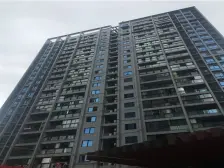 低首付 租金可抵月供 次新小区离轻轨站近