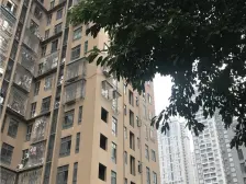 跃层两房,位置很好,交通便利。