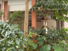 户型方正实用。2、小区周边地铁公交出行方便,更有各大商业城,