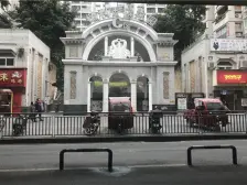 龙头寺 保利香槟花园C区三房82万