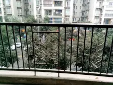 龙头寺 保利香槟花园D区一房46万