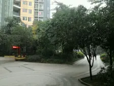 凤天路 凤鸣山水国际二房51.5万